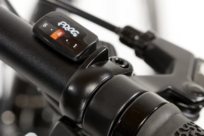 Frog City 67 26w 2025 Junior Hybrid Bike - Black-3