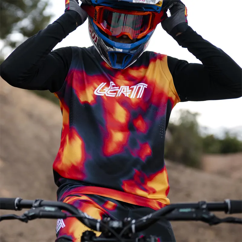 Leatt Gravity 8.0 Long Sleeve MTB Jersey - Heatmap Red-6