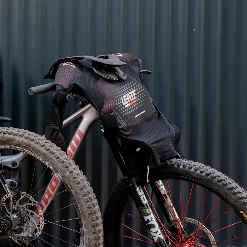 Leatt 3DF AirFit Evo Women's Body Protector - Black-5