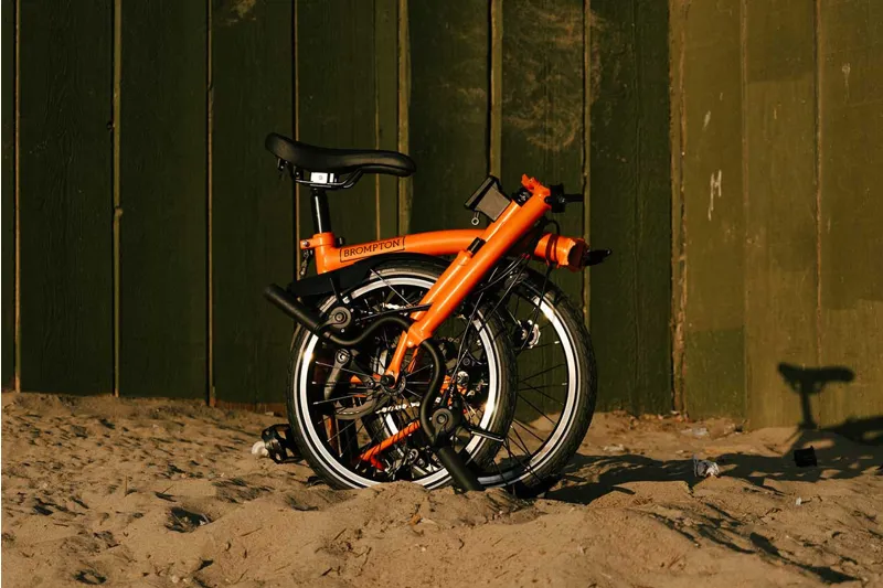 Brompton M6L Mid Bar C Line Explore 2025 Folding Bike - Sunset Orange-8