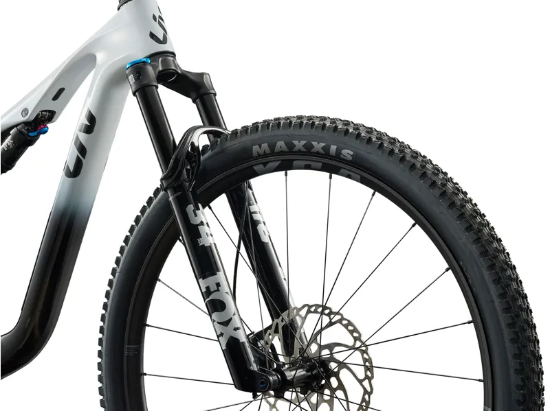 Liv Pique X Advanced SL 2 29er 2026 Full Suspension MTB - White/Carbon-6