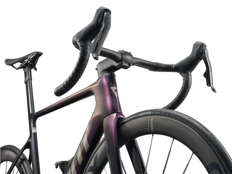 Giant Propel Advanced SL 0 Red 2026 Carbon Road Bike - Arctic Light-2