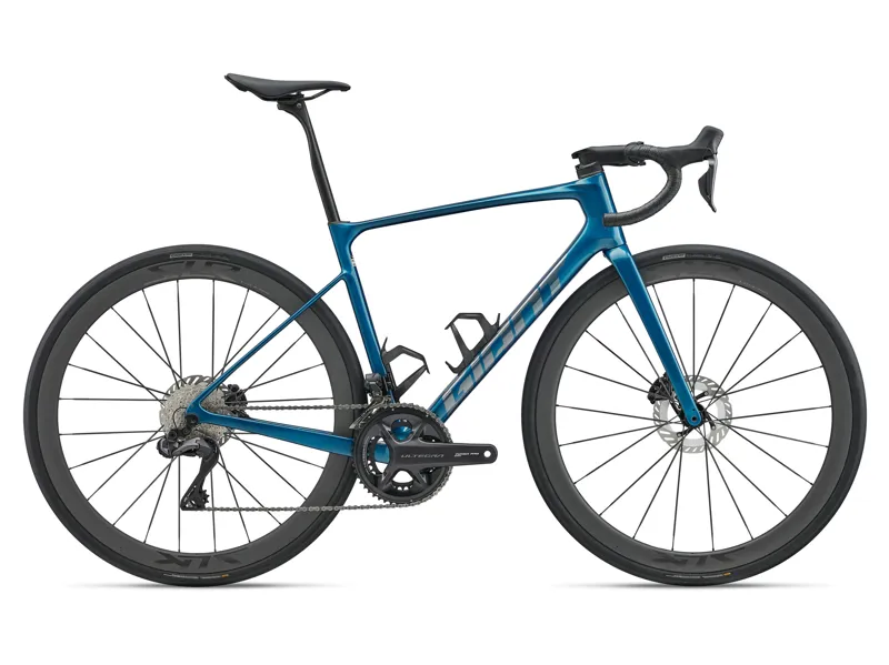 Giant Defy Advanced Pro 0 2027 Carbon Road Bike - Lumius Lagoon