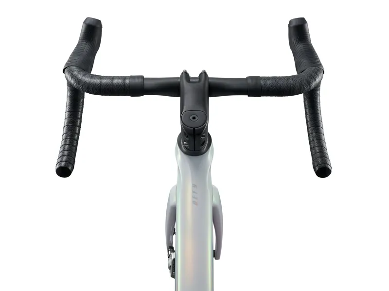 Giant Defy Advanced SL 0 2027 Carbon Endurance Road Bike - Prism Pearl-7