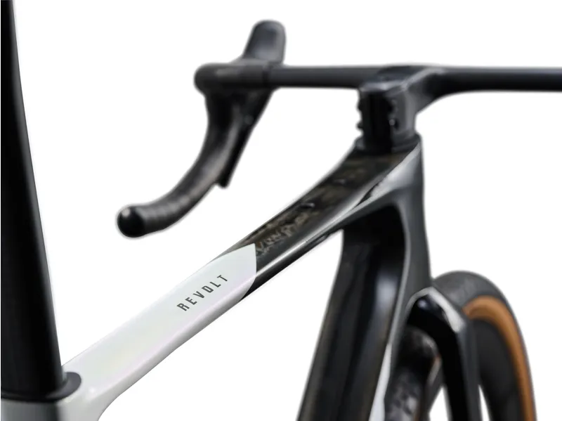 Giant Revolt Advanced SL 0 2027 Carbon Gravel Road Bike - Raw Carbon-8