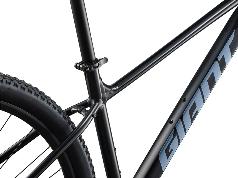 Giant Talon 4 27.5/29er 2027 Hardtail Mountain Bike - Black-4