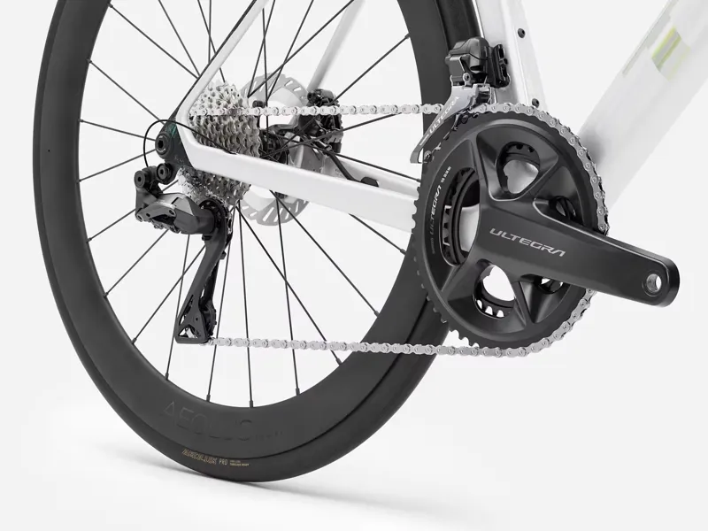 Trek Madone SL 7 2026 Carbon Aero Road Bike - Crystal White/Deep Smoke-5