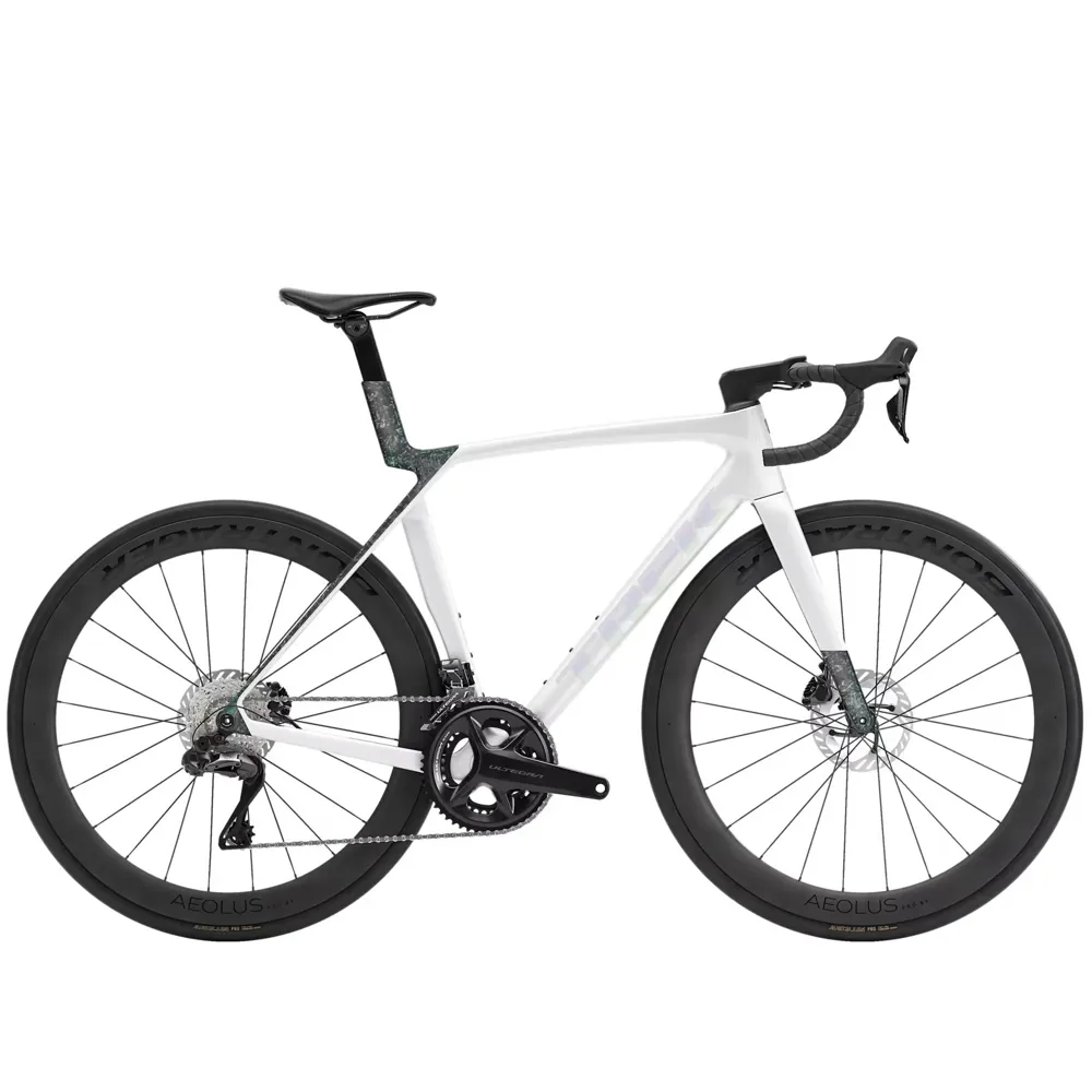 uPRISE Bikes Trek Madone SL 7 2026 Carbon Aero Road Bike - Crystal White/Deep Smoke | Price match, 365 day return s, 18-Month Warranty, Finance Available & Free UK Delivery