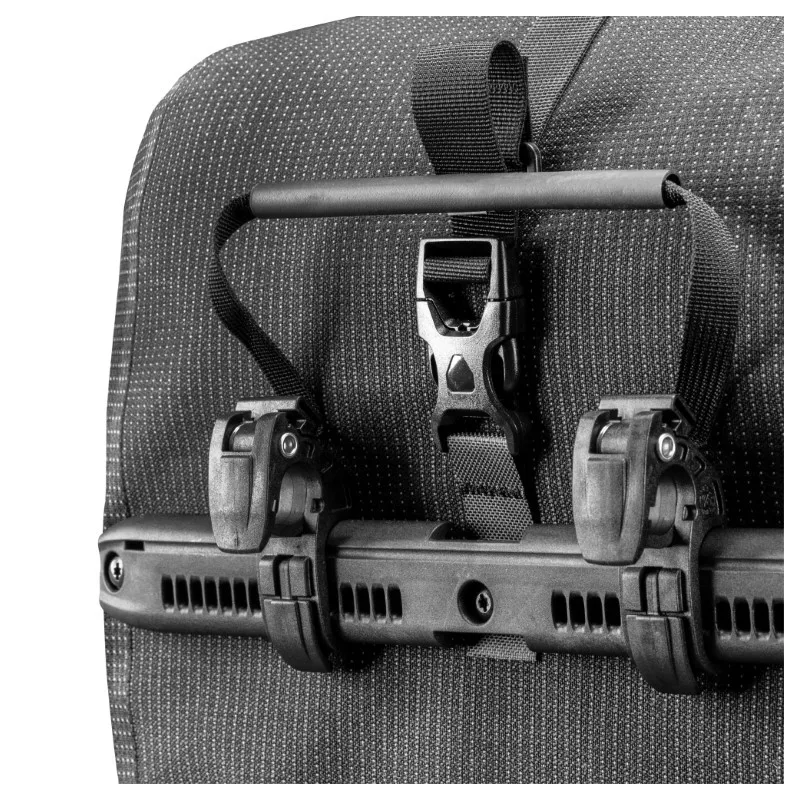 Ortlieb Back Roller QL2.1 Hi-Viz Single Pannier Bag - 20 Litre - Black-2