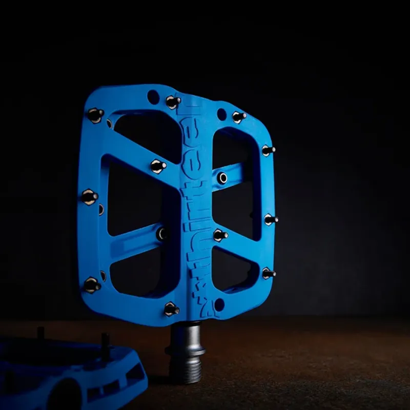 E-Thirteen Base Flat Composite MTB Pedal - Blue-2