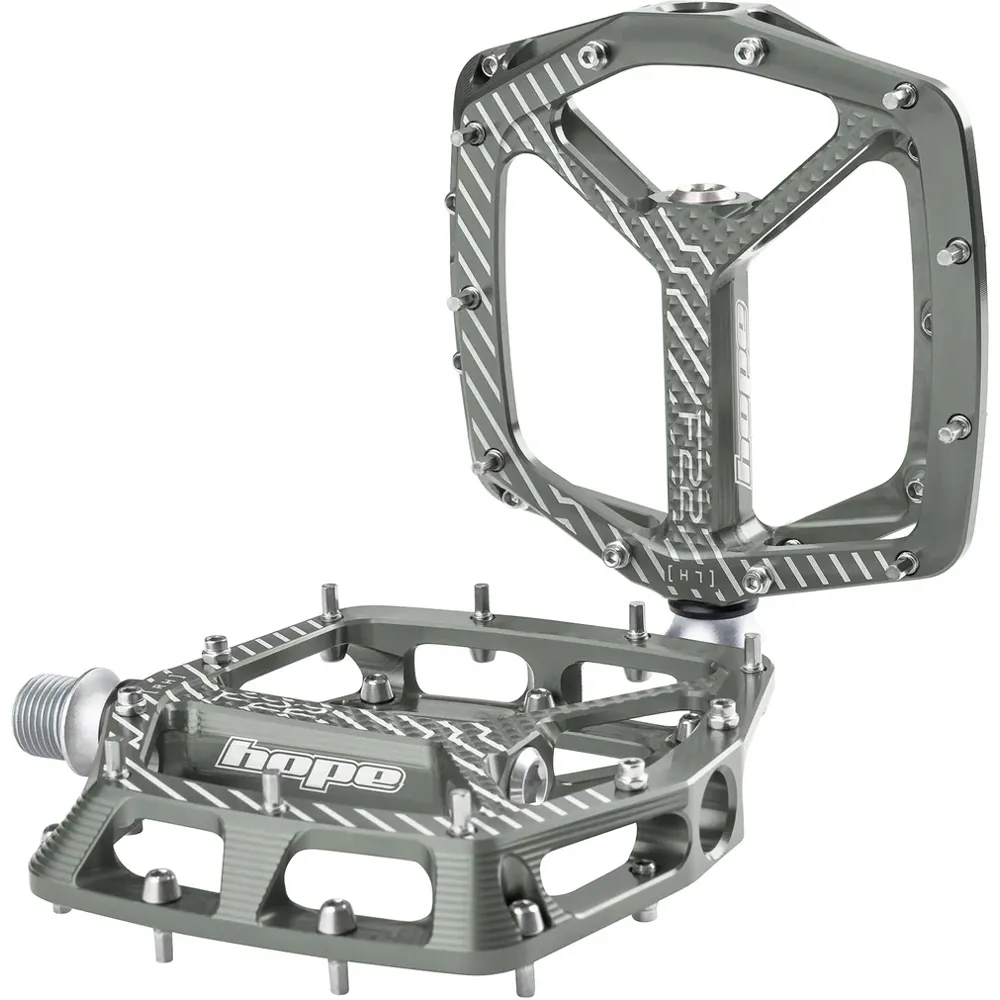 uPRISE Bikes Hope F22 Flat MTB Pedals - Smoke | Price match, 365 day return s, 18-Month Warranty, Finance Available & Free UK Delivery