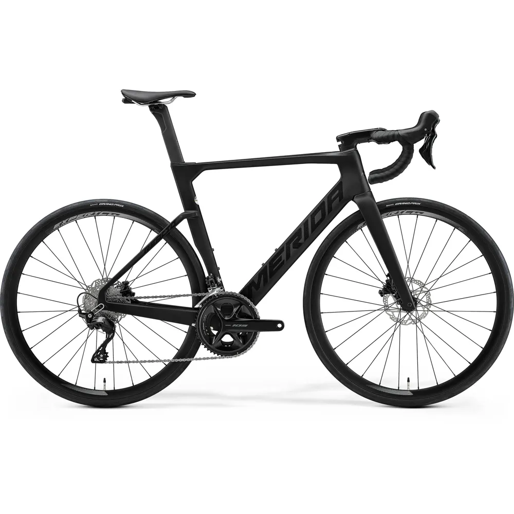 uPRISE Bikes Merida Reacto 4000 2026 Carbon Aero Road Bike - Silk Black | Price match, 365 day return s, 18-Month Warranty, Finance Available & Free UK Delivery