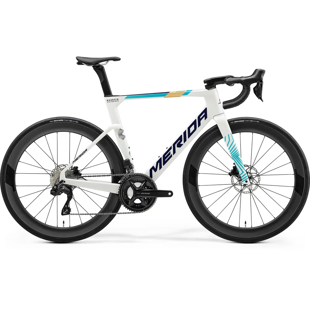 uPRISE Bikes Merida Reacto 6000 2025 Carbon Road Bike - Team Pearl/Blue | Price match, 365 day return s, 18-Month Warranty, Finance Available & Free UK Delivery