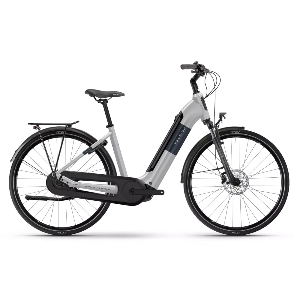 uPRISE Bikes Raleigh Motus Hub Low Step 2026 Electric Hybrid Bike - Sparkling White | Price match, 365 day return s, 18-Month Warranty, Finance Available & Free UK Delivery