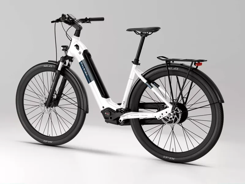 Raleigh Motus Hub Low Step 2026 Electric Hybrid Bike - Sparkling White-1