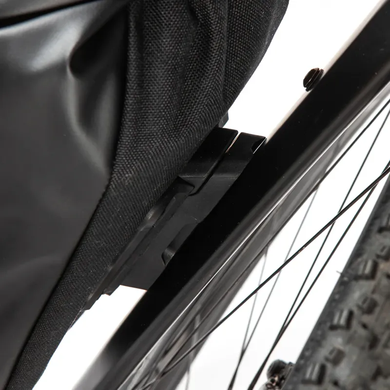 Restrap Switch Pannier - 5 Litres - Black-6