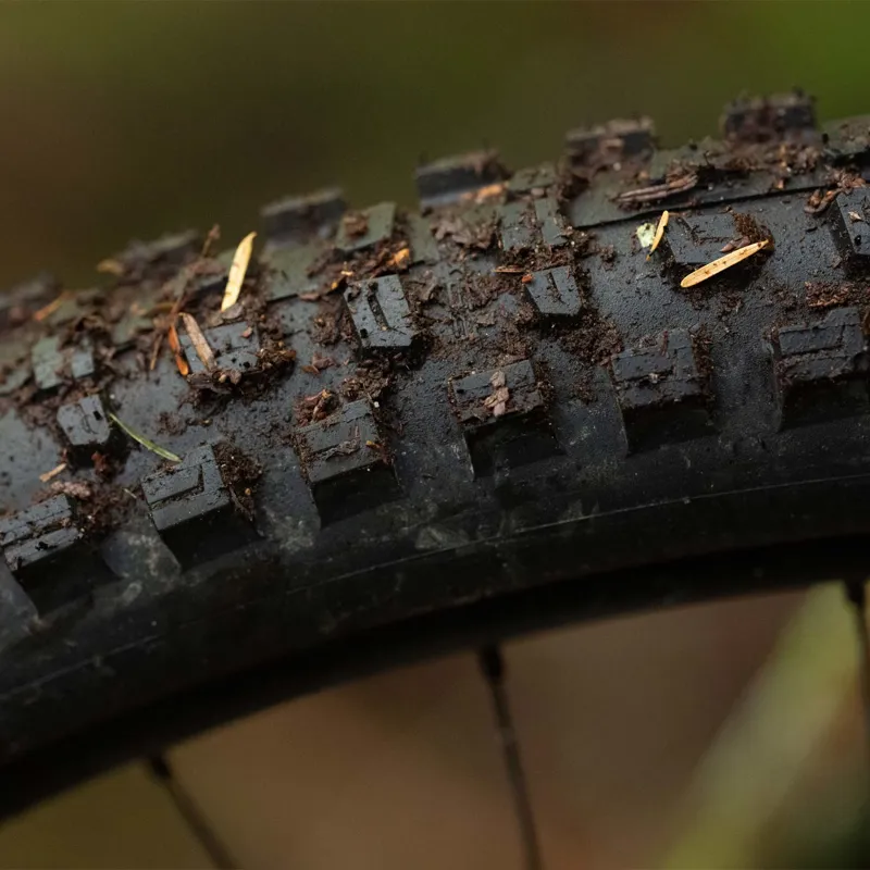 Schwalbe Romy Trail Pro Radial Folding TLR MTB Tyre - 27.5 x 2.50-2
