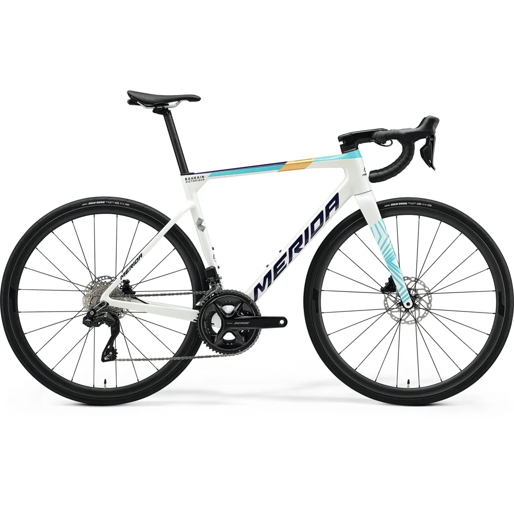 uPRISE Bikes Merida Scultura 6000 2025 Di2 Road Bike - Team Replica | Price match, 365 day return s, 18-Month Warranty, Finance Available & Free UK Delivery