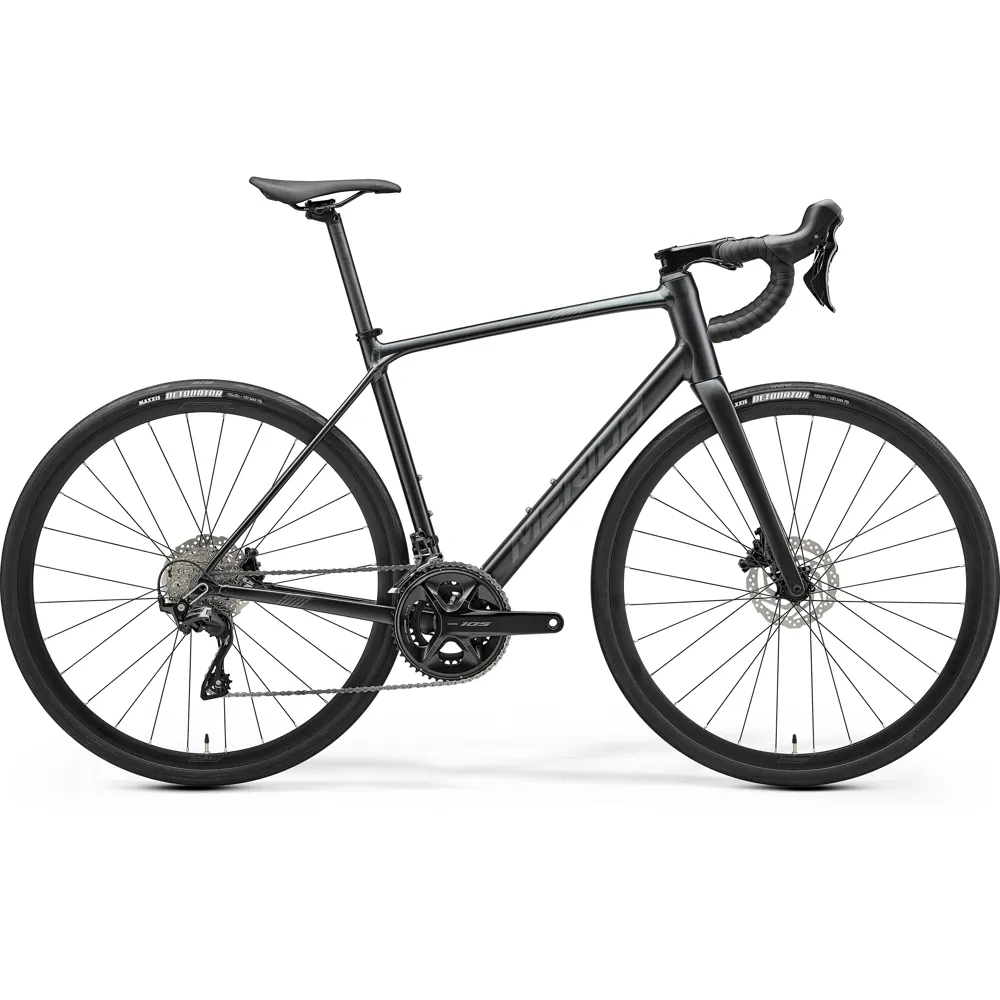 uPRISE Bikes Merida Scultura Endurance 400 2025 Road Bike - Black/Silver | Price match, 365 day return s, 18-Month Warranty, Finance Available & Free UK Delivery
