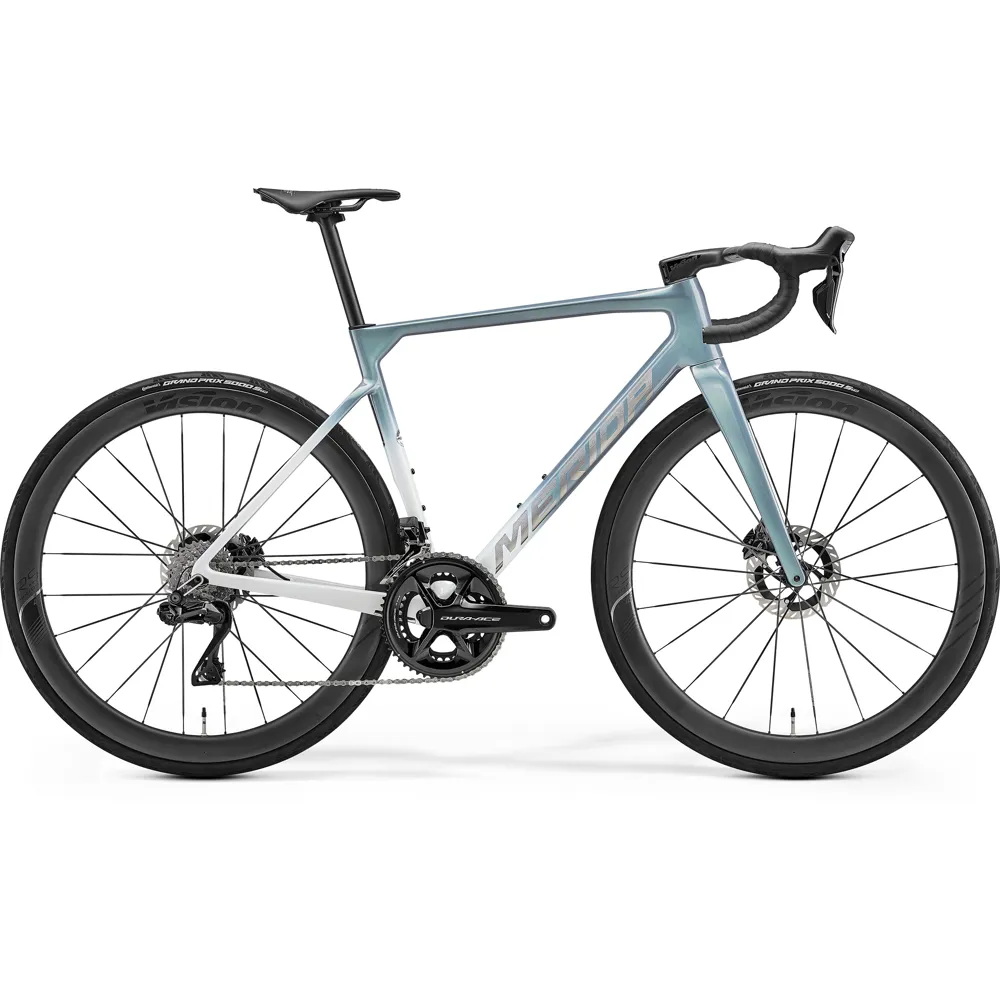 uPRISE Bikes Merida Scultura Team 2027 Carbon Road Bike - White Fade Blue | Price match, 365 day returns, 18-Month Warranty, Finance Available & Free UK Delivery