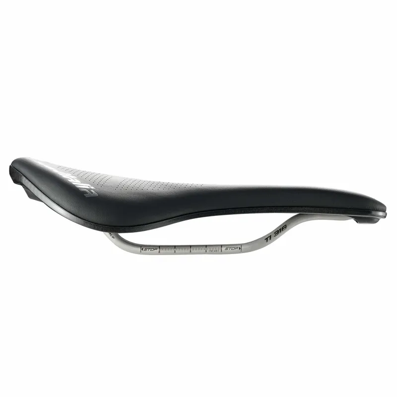 Selle Italia Max Novus Evo Boost TI316 Superflow Saddle - Black-1