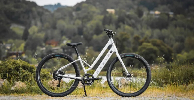 Marin Stinston E ST 2025 Electric Hybrid Bike - Silver-1