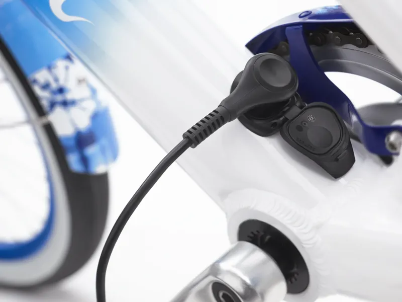 Electra Shibori Cruiser Go! Step Thru 2025 Electric Hybrid Bike - Indigo Fade-5