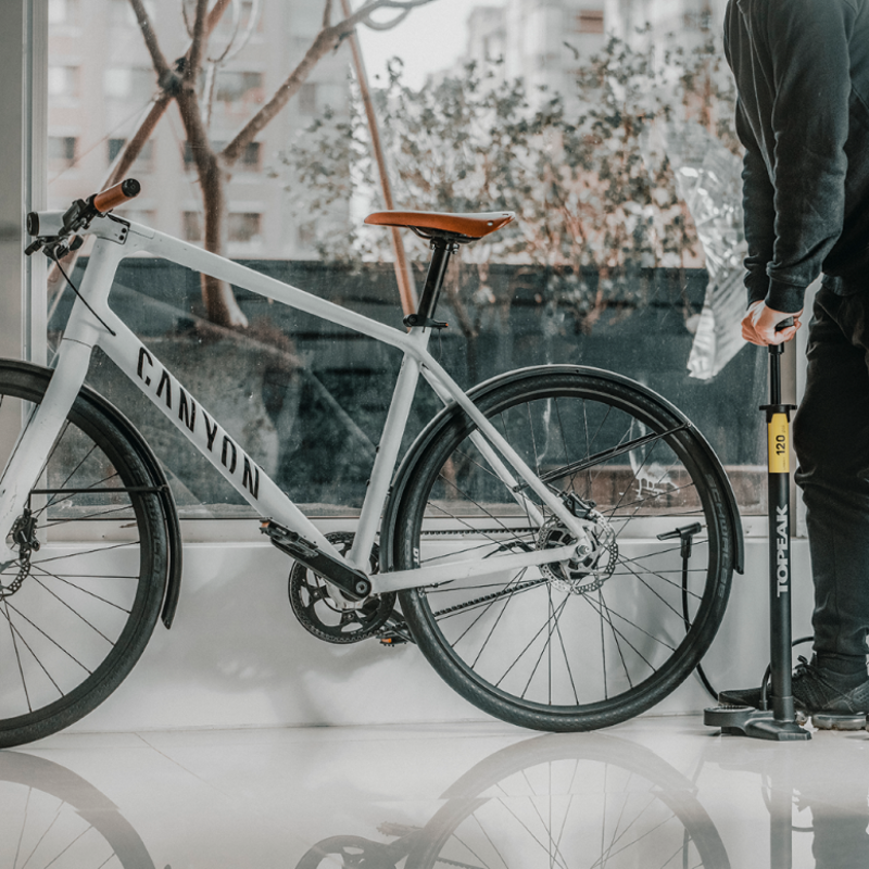 JoeBlow Sport EX 120psi Track Pump - Black/Yellow-4