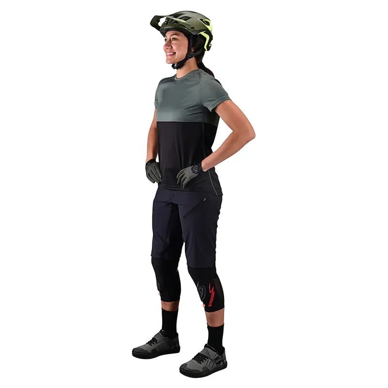 Troy Lee Lilium Women's Short Sleeve Jersey - Block Green/Black-4