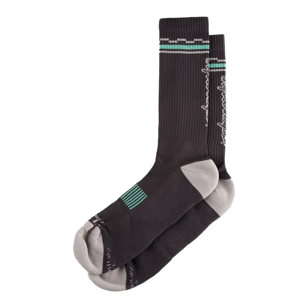uPRISE Bikes Troy Lee Designs Performance Socks - Checka Carbon | Price match, 365 day returns, 18-Month Warranty, Finance Available & Free UK Delivery