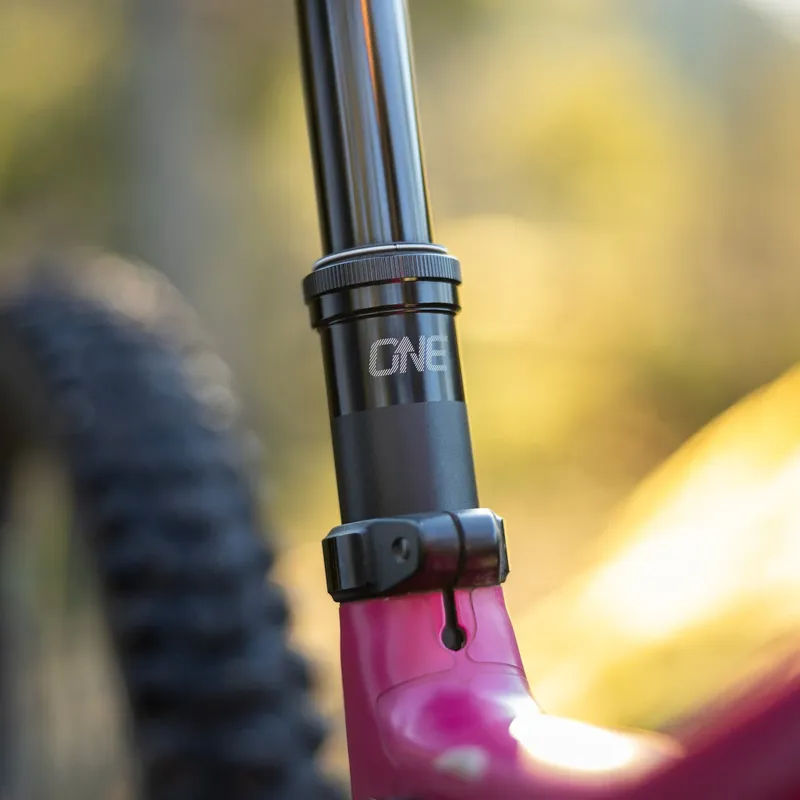 One Up V3 Dropper Seatpost - Black-5