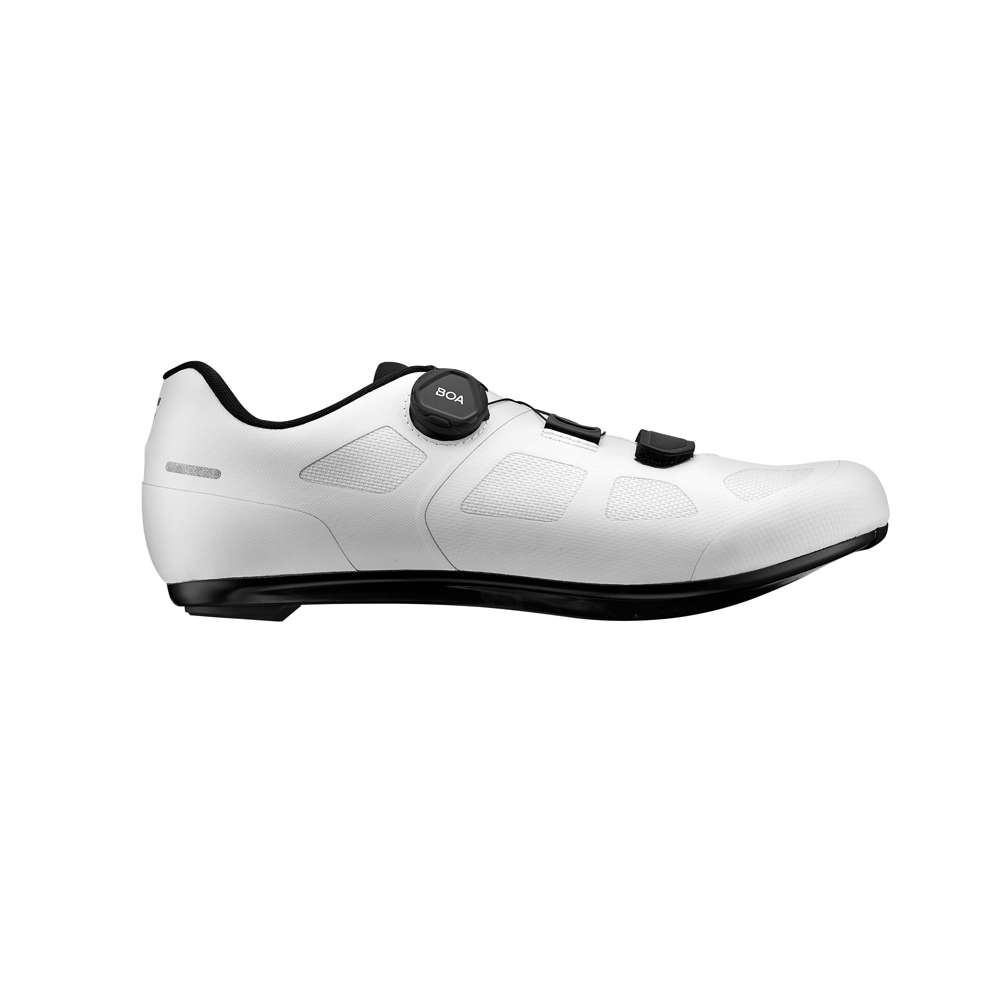 uPRISE Bikes Giant Surge 2 Road Shoes - Matt White | Price match, 365 day returns, 18-Month Warranty, Finance Available & Free UK Delivery