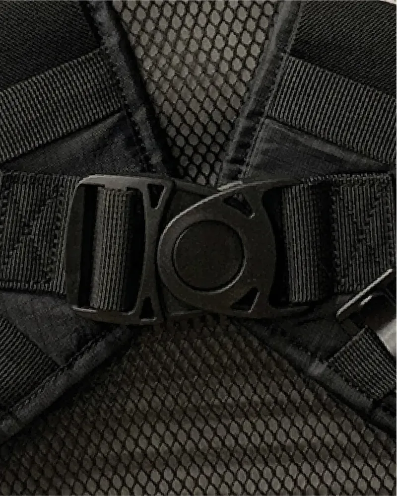 Albek H20-Haul Eight +3 Litre Hydration Pack - Covert Black-9