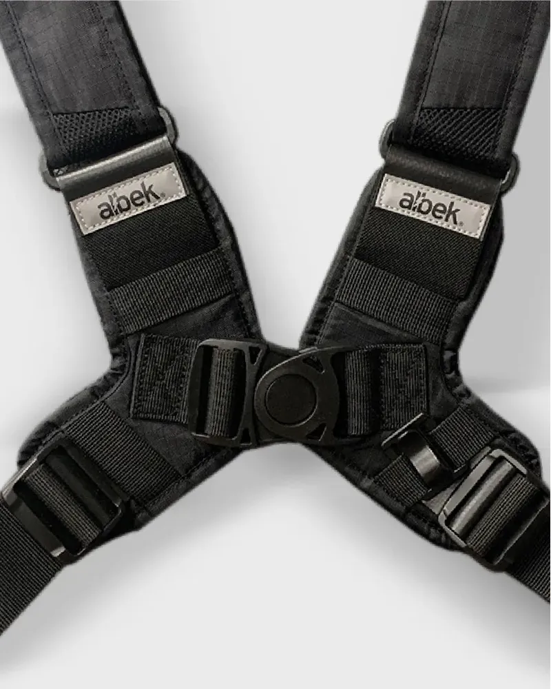 Albek H20-Haul Four + 2 Litre Hydration Pack - Covert Black-9