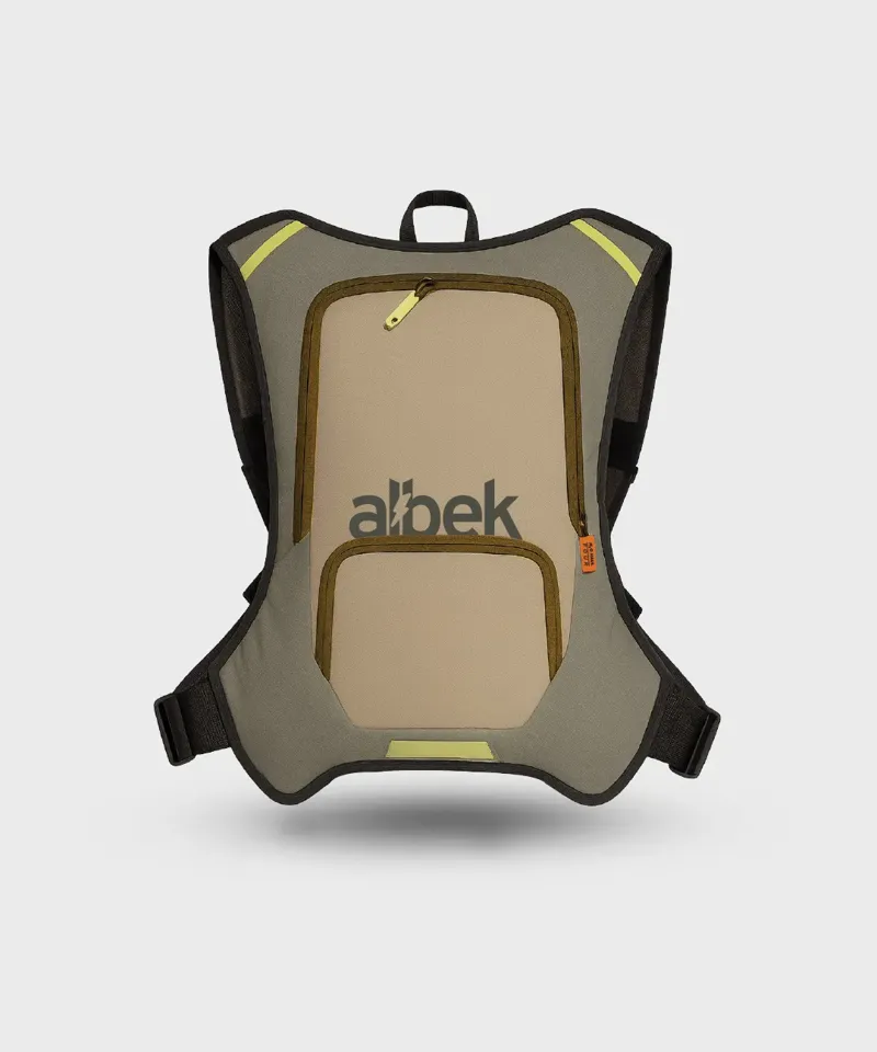 Albek H20-Haul Four + 2 Litre Hydration Pack - Sunflash Dune