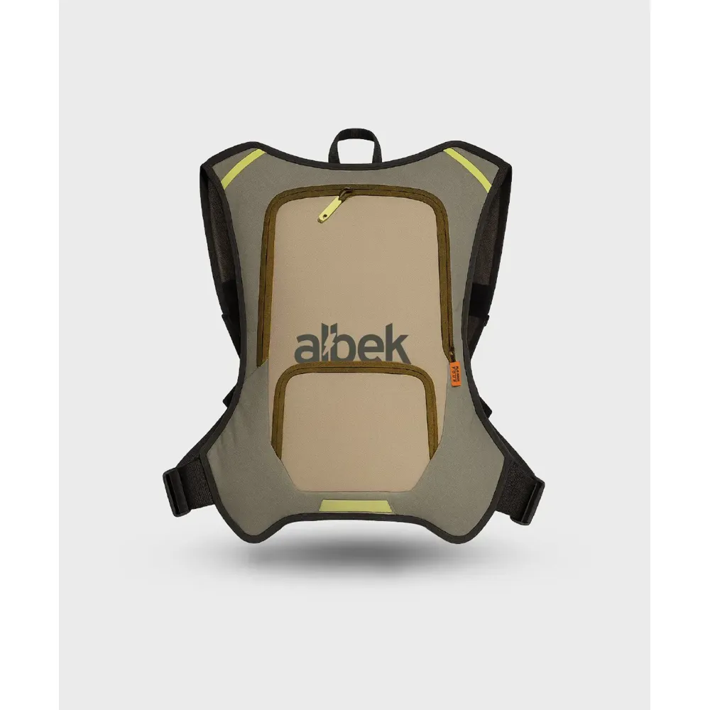 uPRISE Bikes Albek H20-Haul Four + 2 Litre Hydration Pack - Sunflash Dune | Price match, 365 day returns, 18-Month Warranty, Finance Available & Free UK Delivery