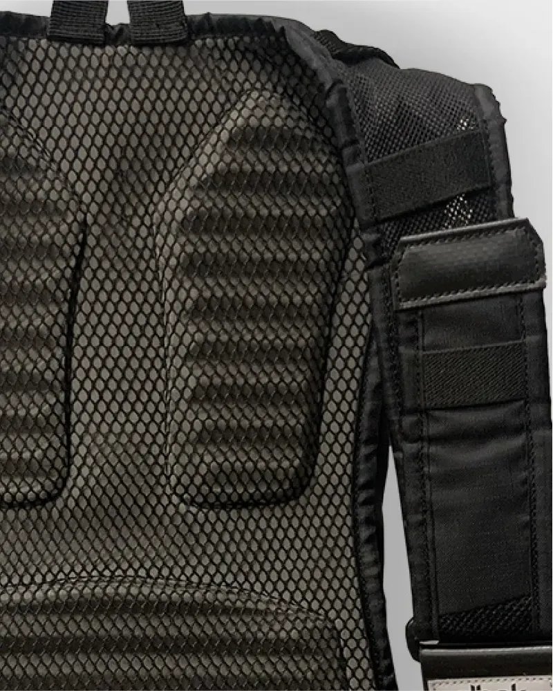 Albek H20-Haul Three + 1.5 Litre Hydration Pack - Covert Black-5