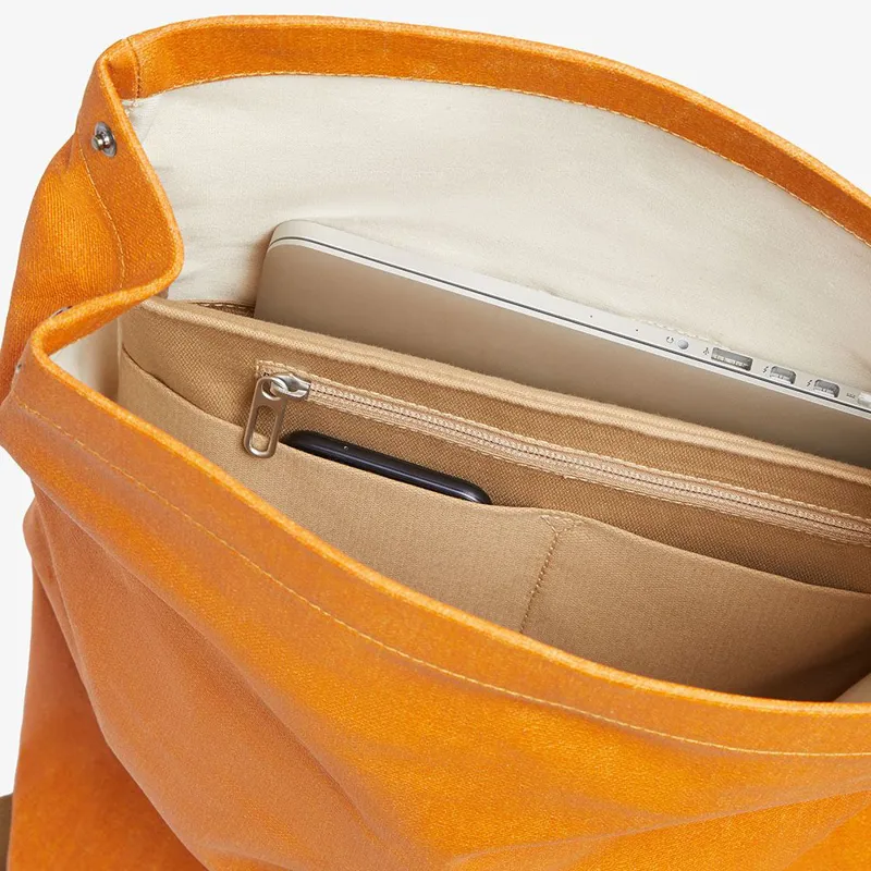 Brooks Pickwick Backpack - Small - Goose Beak-6