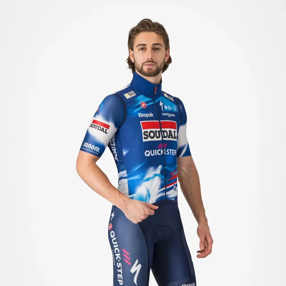 uPRISE Bikes Castelli Soudal Quick-Step Pro Light Wind Men's Vest - Blue/Red | Price match, 365 day return s, 18-Month Warranty, Finance Available & Free UK Delivery