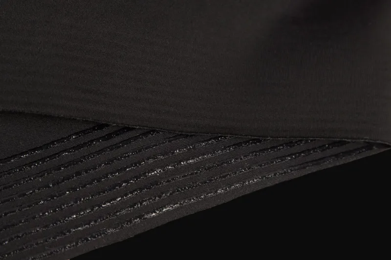 Endura D2Z Encapsulator Suit SST - Black-6