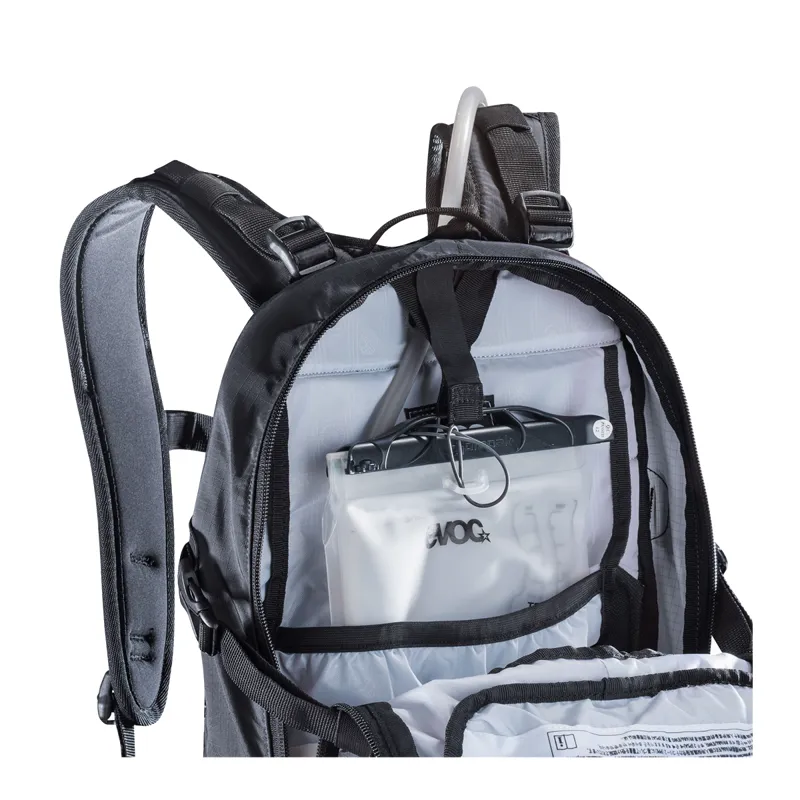 Evoc FR Enduro Blackline Protector 16 Litre Back Pack-4