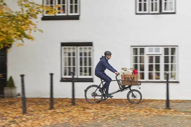 Ridgeback Butcher 2025 Electric Cargo Bike - Black-2