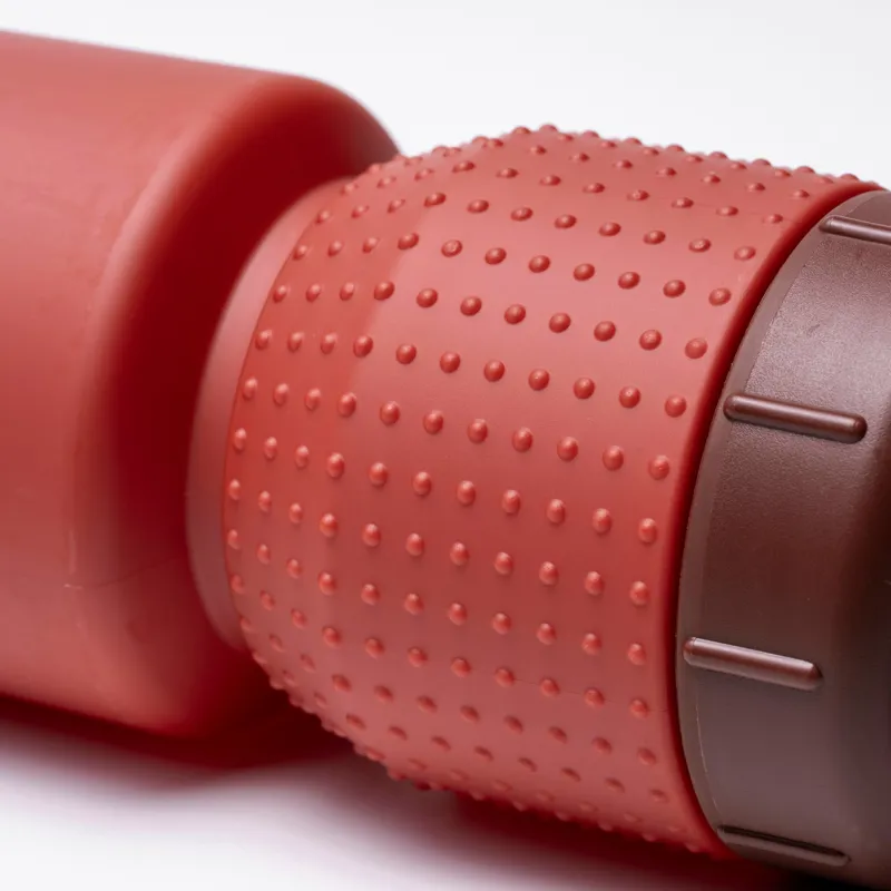 Fabric Gripper V2 Water Bottle - 750ml - Crimson-1