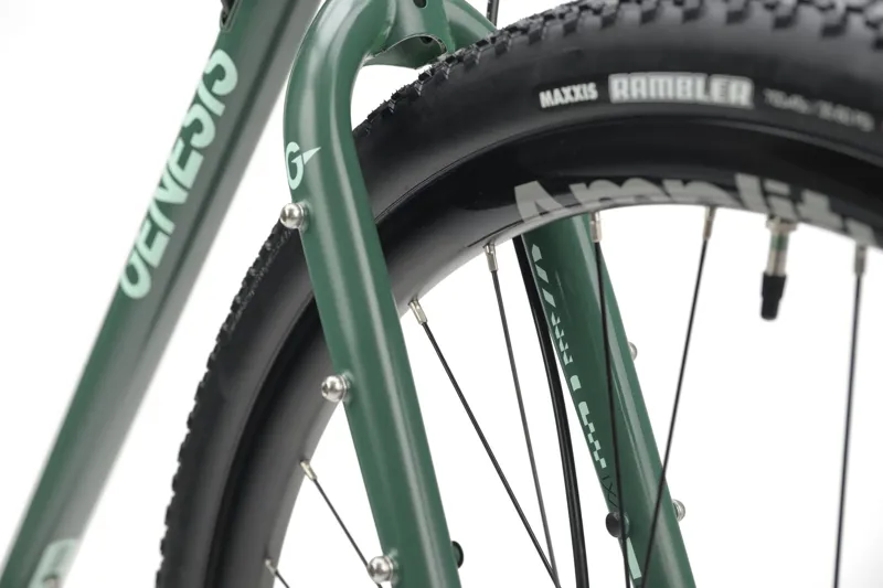 Genesis Croix De Fer 20 725 2026 Gravel Road Bike - Diana Moss-9