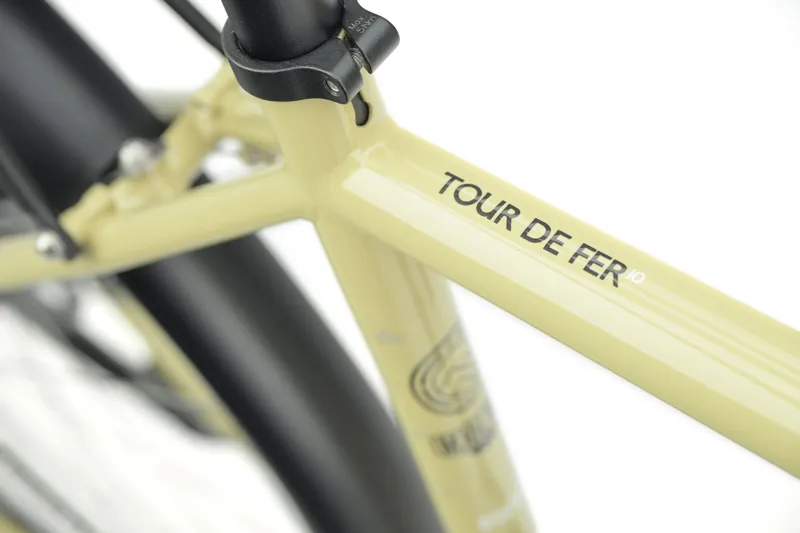 Genesis Tour De Fer 10 2026 Touring Bike - Tan Halen-2