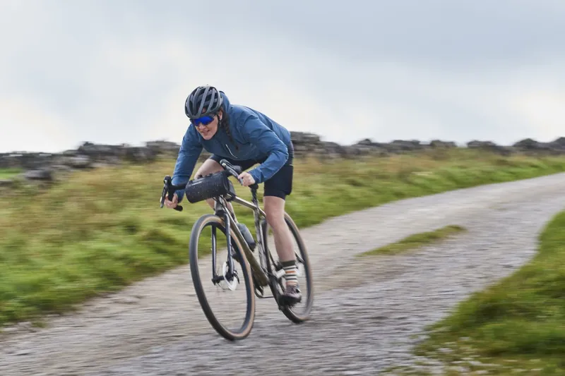 Madison Roam Lightweight Windproof Packable Women's Jacket - Lake Blue-10