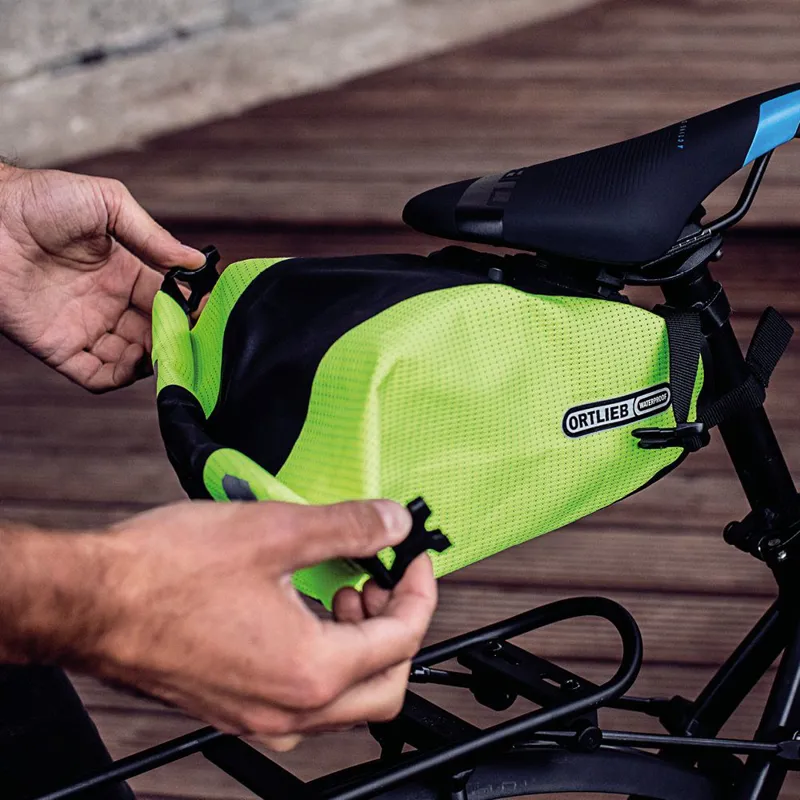 Ortlieb Saddle-Bag Two High Visibility - 4.1 Litre - Neon Yellow-6