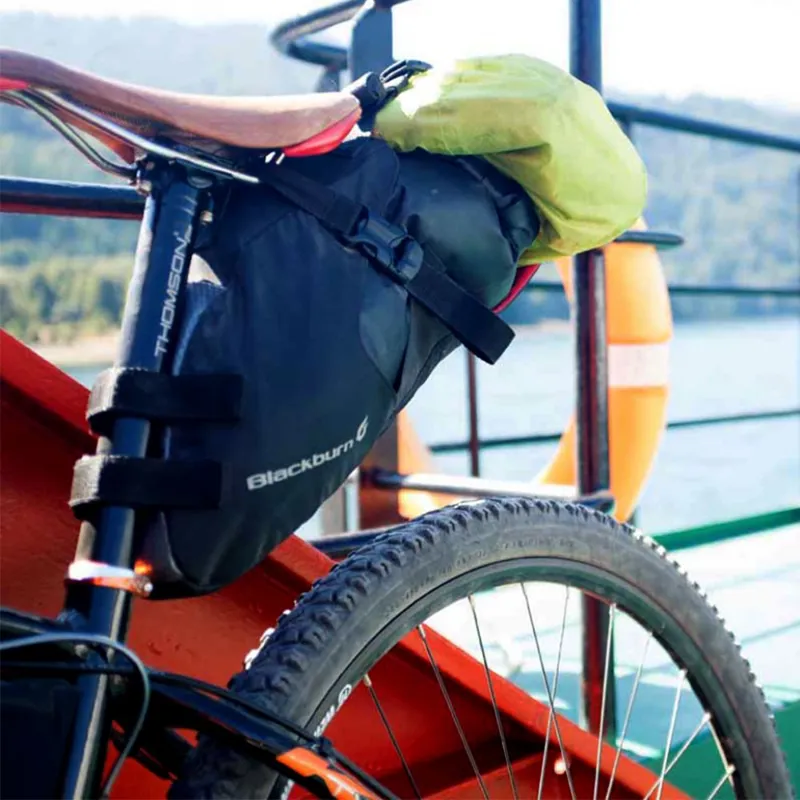 Blackburn Outpost Saddle Bag With Drybag-2