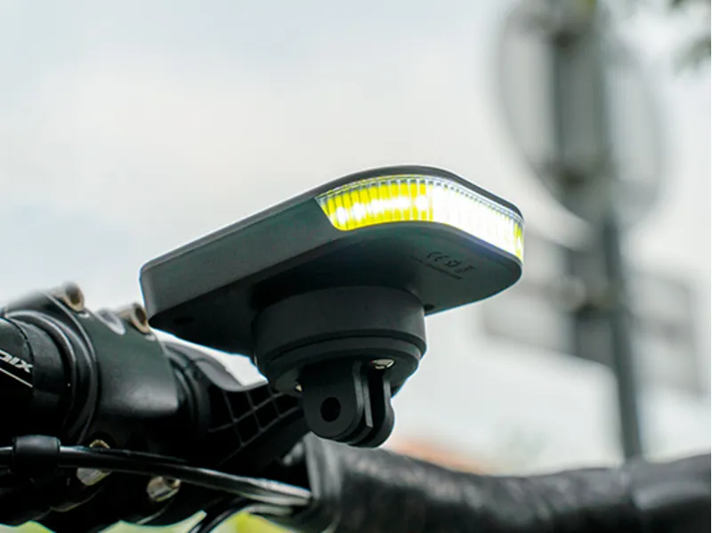 Ravemen FR300 PRO USB Rechargeable Out-Front Front Light - Black-3