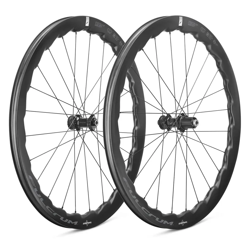 Fulcrum Soniq 42 Carbon Shimano HG T/L Disc Brake 700c Road Wheelset